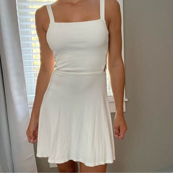 White Flowy Picnic Dress with Designed Peekaboo Waist Details - Soft and opaque - Picture 5 of 5